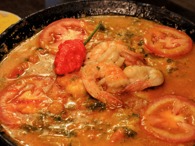 Moqueca de Camarão - prato típico baiano servido no Restaurante A Venda em Salvador-BA